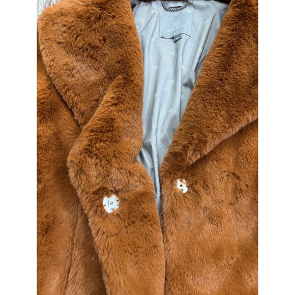 Soia & Kyo Faux Fur Coat Jacket Size Medium - Picture 3 of 8